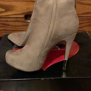 Luichiny Taupe Heeled Boots